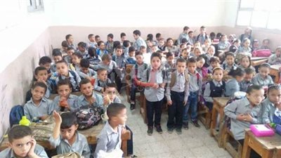 سعد تمراز يطالب بحل أزمة الكثافات الطلابية في المدارس