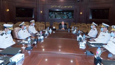 وزير الداخلية لمساعديه: التصدي للتلاعب بالأسعار واحتكار السلع ونشر الشائعات