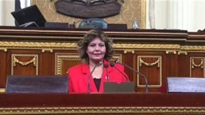 برلمانية: منح إجازة مدفوعة الأجر لأحد الزوجين ضمن الأطقم الطبية مقترح صعب تنفيذه