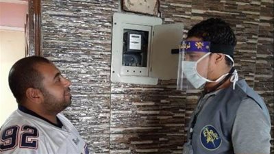 شعاع توفر لكشافي الكهرباء خوذة للوقاية من كورونا | صور