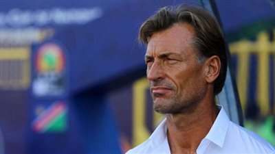 هيرفي رينارد يداعب 