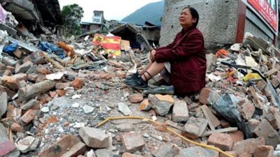 مصرع 73 شخصًا وإصابة 600 آخرين في زلزال قوي بالصين