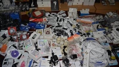 مصادرة 844 قطعة أدوات كهربائية مجهولة المصدر داخل محل بالجيزة
