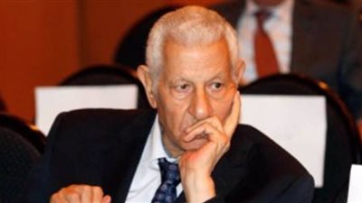 شاهد.. هيئة الكتاب تعرض لقاء نادرا لمكرم محمد أحمد