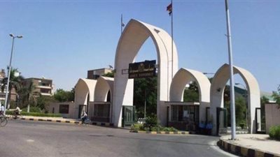 أستاذ عظام بجامعة أسيوط يتبرع بمليون جنيه دعماً لمستشفى الإصابات