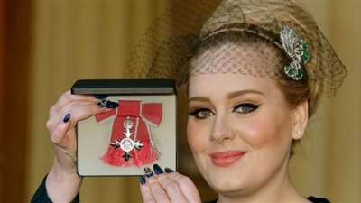 أديل تقدم نصائح للأمير هاري وزوجته ميجان ماركل