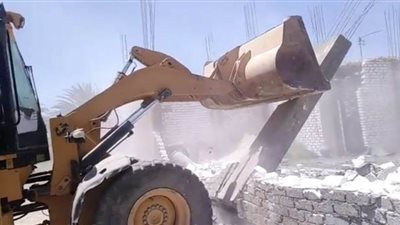 إزالة 103 حالات بناء على الأراضي الزراعية وأملاك الدولة بالمنيا