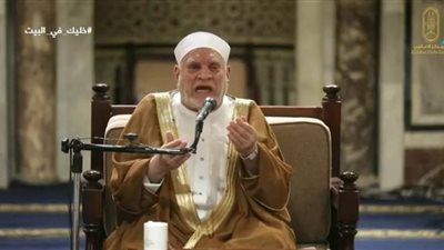 أحمد عمر هاشم: نُطلق صيحة حق للإنسانية جمعاء أن يتضرعوا إلى الله حتى تزول الغمة