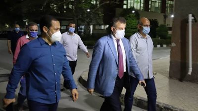 جامعة عين شمس تستقبل أفواج المصريين العائدين من الخارج