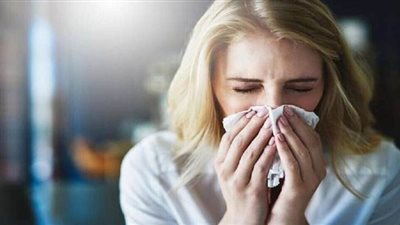 خبراء: الإصابة بنزلات البرد تعزز المناعة ضد فيروس كورونا