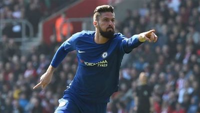 تشيلسي يجدد عقد مهاجمه جيرو