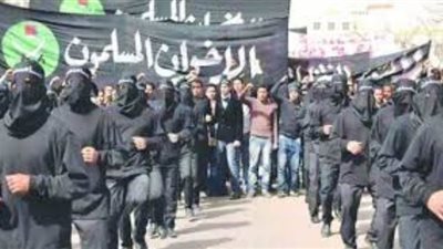 محلل سياسي: الإخوان شوهت المشروعات الوطنية وخلقت خصومات مع الجميع