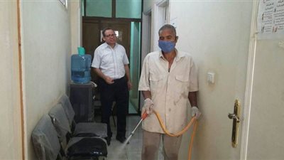 استمرار أعمال الرش والتطهير بالمصالح الحكومية في نقادة | صور