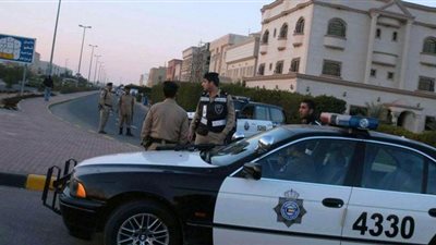 بسبب تغريدة.. الكويت تعتقل عاملا مصريا