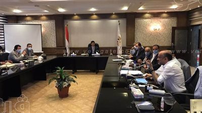 وزير الرياضة يلتقي أعضاء مجلس إدارة إستاد القاهرة لتحويله للاستخدام المجتمعي