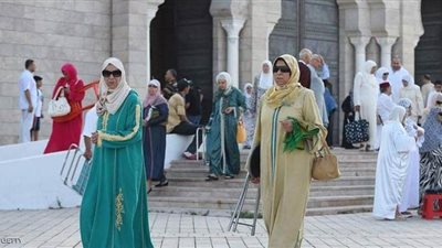 تونس تحدد موعد فتح المساجد والمطاعم ورفع كافة تدابير الحجر