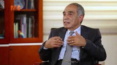 أستاذ مناعة: المخدات والفوط من أكثر الأسطح الناقلة لفيروس كورونا | فيديو