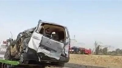 أصيب فيه أطفال.. 5 صور ترصد حادث طريق