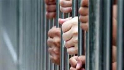 تجديد حبس ٣ عاملين حاولوا بيع ٣١ ألف لتر سولار في السوق السوداء