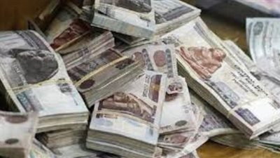 ضبط سمسار جمع 2.1 مليون جنيه من المواطنين بزعم الاستثمار العقارى بسوهاج 