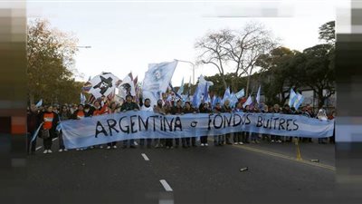 الأرجنتين تواجه خطر الإفلاس