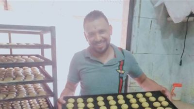 كعك العيد بالإسكندرية.. ما بين لهيب المخابز وفرحة المواطنين بعيد الفطر | صور