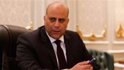 عمرو غلاب يُطالب 