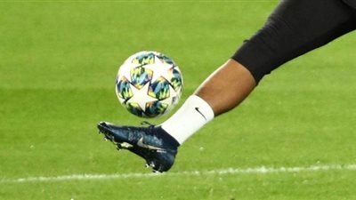 تفسير حلم رؤية لاعب كرة مشهور في المنام.. وعلاقته بتحقيق الأماني والرزق الكثير