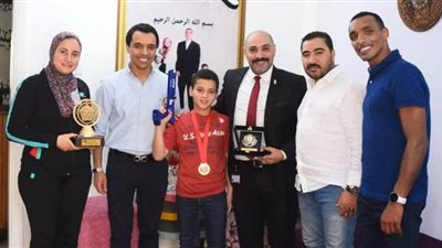 البطل حمزة أحمد منسى يتفوق فى الرماية وينضم لأسرة الخماسى الحديث