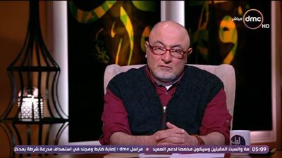 خالد الجندي: 