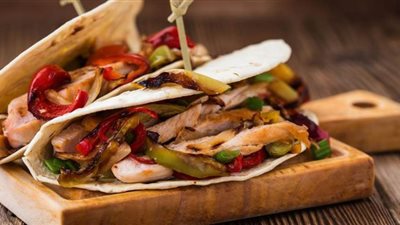 طريقة عمل فاهيتا الفراخ بالجبنة |فيديو