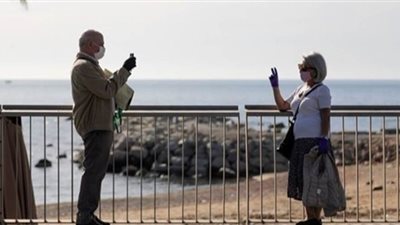 الشرطة تخلي الشواطئ في برشلونة مجددا