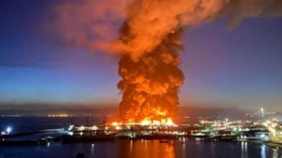 اندلاع حريق هائل في مستودع بولاية كاليفورنيا الأمريكية |فيديو وصور