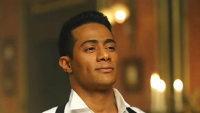 محمد رمضان يحتفل بعيد ميلاده على طريقته الخاصة