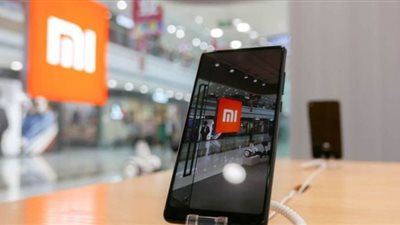 أول هاتف قابل للطي مع كاميرا دوارة من شاومي