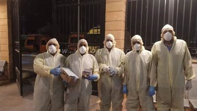 بالورود والشيكولاتة.. عزل قها يستقبل مصابي كورونا في ليلة العيد