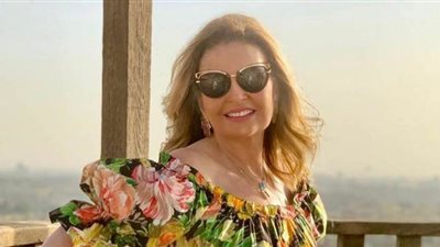 يسرا: لدي أصدقاء أصيبوا بكورونا ومنهم من توفي بالفيروس