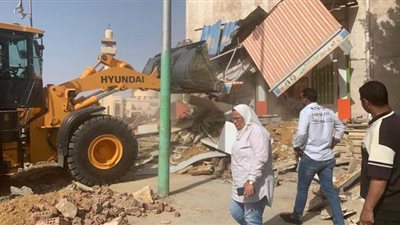 جهاز مدينة القاهرة الجديدة يسترد 10 وحدات سكنية بالتجمع الخامس لمخالفة تغيير النشاط