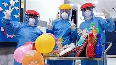 في أول أيام عيد الفطر.. شفاء 14 حالة من كورونا بمستشفى العجمي