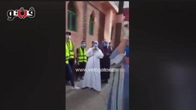 فى لفتة إنسانية.. شباب المنوفية يرددون تكبيرات العيد أمام مستشفى العزل الجامعي | فيديو