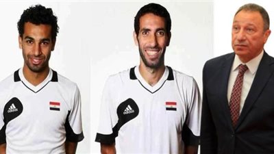 محمد صلاح ينافس أبو تريكة والخطيب على جائزة الكرة الذهبية