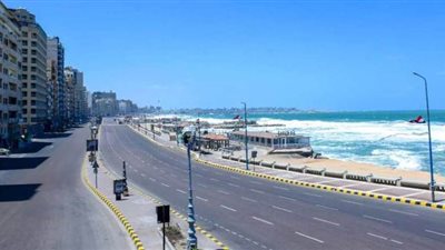 غلق طريق كورنيش الإسكندرية لمنع التجمعات بسبب كورونا لليوم الثالث