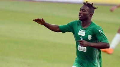 رزاق سيسيه يُفاضل بين عروض من السعودية والإمارات للرحيل عن الزمالك