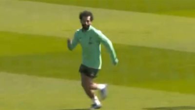 محمد صلاح يعود للتدريبات في ليفربول | فيديو وصور