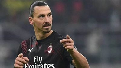 تحديد مدة غياب إبراهيموفيتش عن ميلان بسبب الإصابة