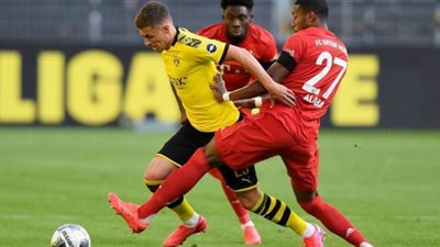 بايرن ميونخ يتقدم على دورتموند 0/1 في الشوط الأول | صور