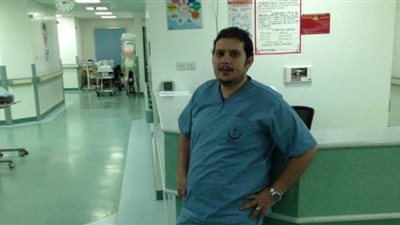 نقل طبيب إلى مستشفى العزل بالإسماعيلية بعد إصابته بفيروس كورونا