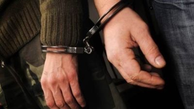 صاحب مصنع يصنع عصير بودرة من مواد مجهولة المصدر: 