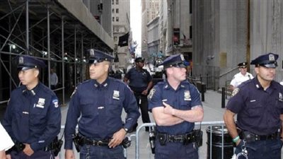 شرطة لوس أنجلوس تطلب من سكان حي هوليوود هيلز التوقف عن تنظيم الحفلات