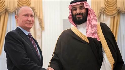 الكرملين: بوتين وولي العهد السعودي يتفقان على تعزيز التعاون بشأن تخفيضات إنتاج النفط